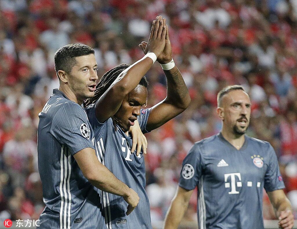 拜仁2-0客胜本菲卡,穆勒迎欧冠百场,桑切斯进欧