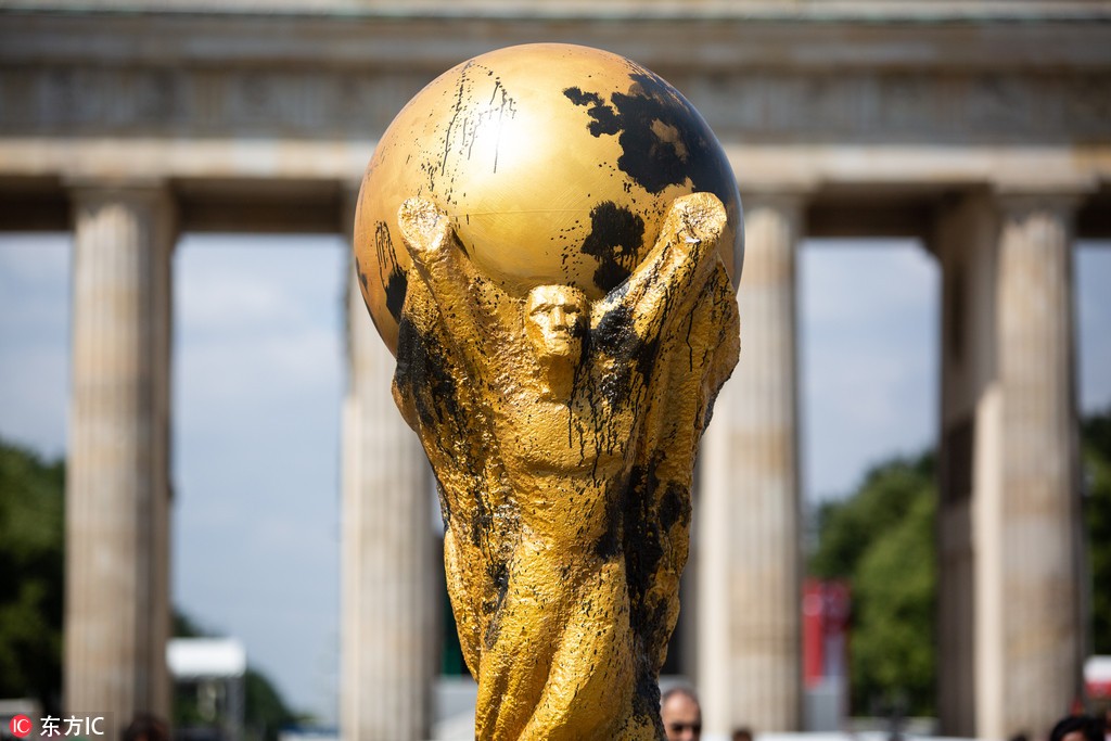 我们为什么非要进世界杯呢?都别搞了,让中国足