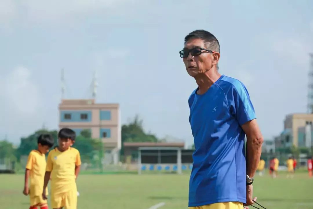 探秘海南足球青训:优秀的教练=成功的开始