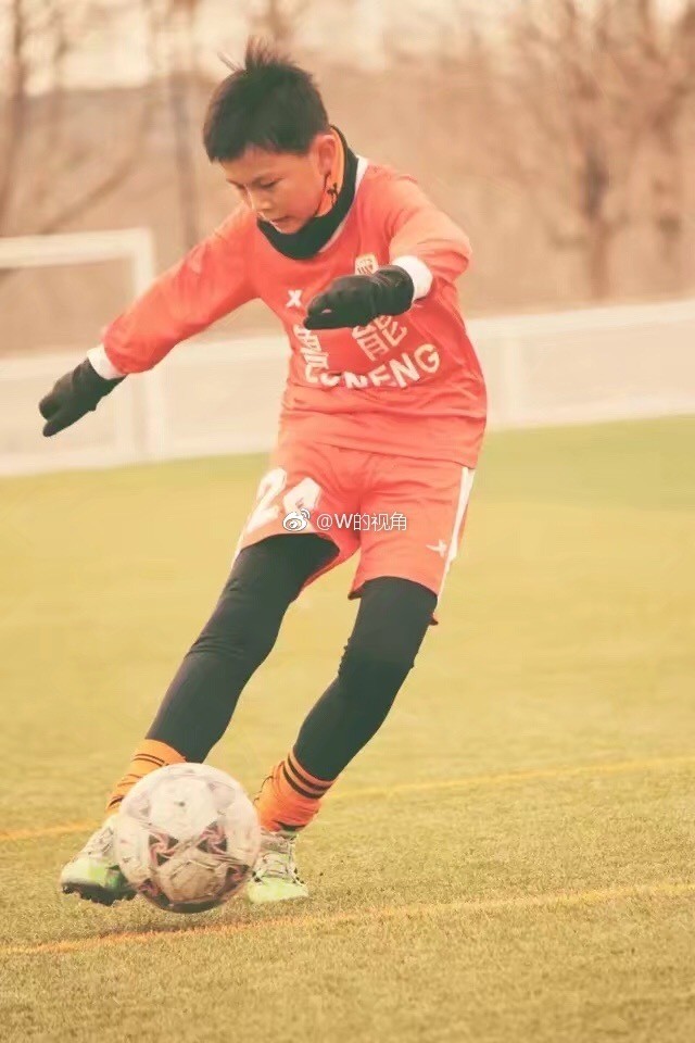 【青超联赛颁奖】U13联赛最佳球员陈泽仕的成