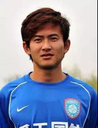 致武汉卓尔队长姚翰林:一往无前虎山行,拨开云