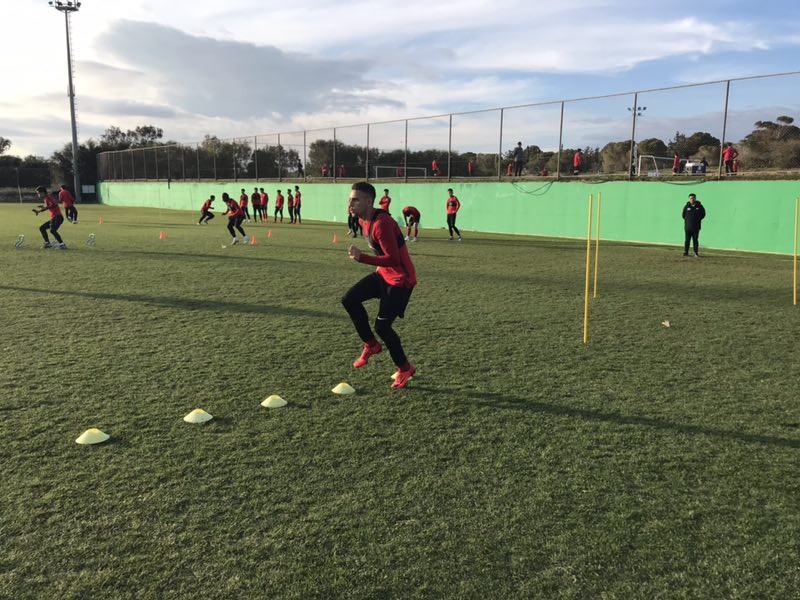 海外拉练第一战:河南建业VS厄斯特松德