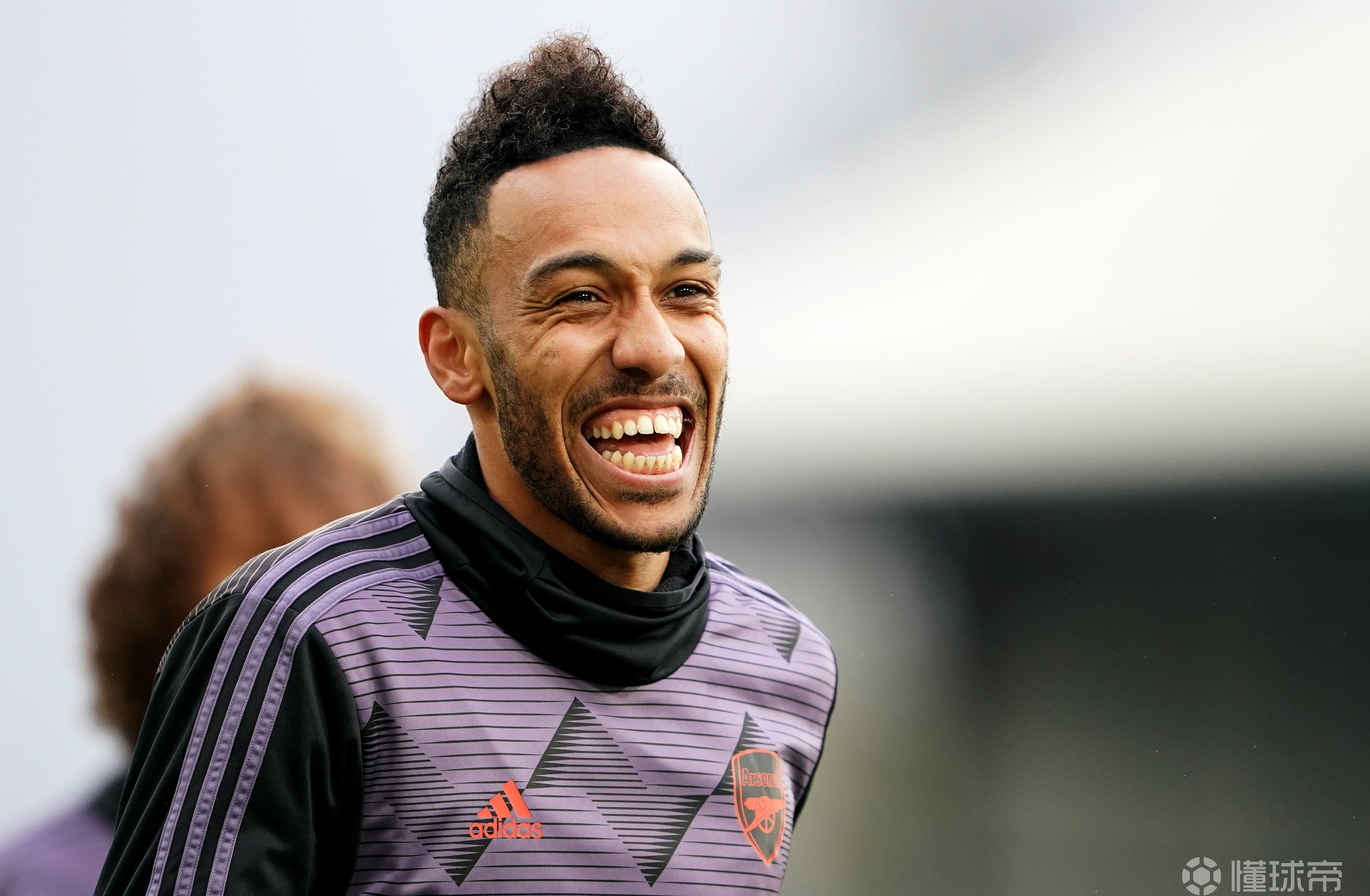 奥巴梅扬:阿尔特塔让我们的想法很明确,要努力保持这一水平