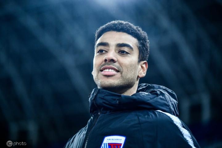 记者阿兰洛国富仍未找到下家他们将跟随恒大赴迪拜冬训