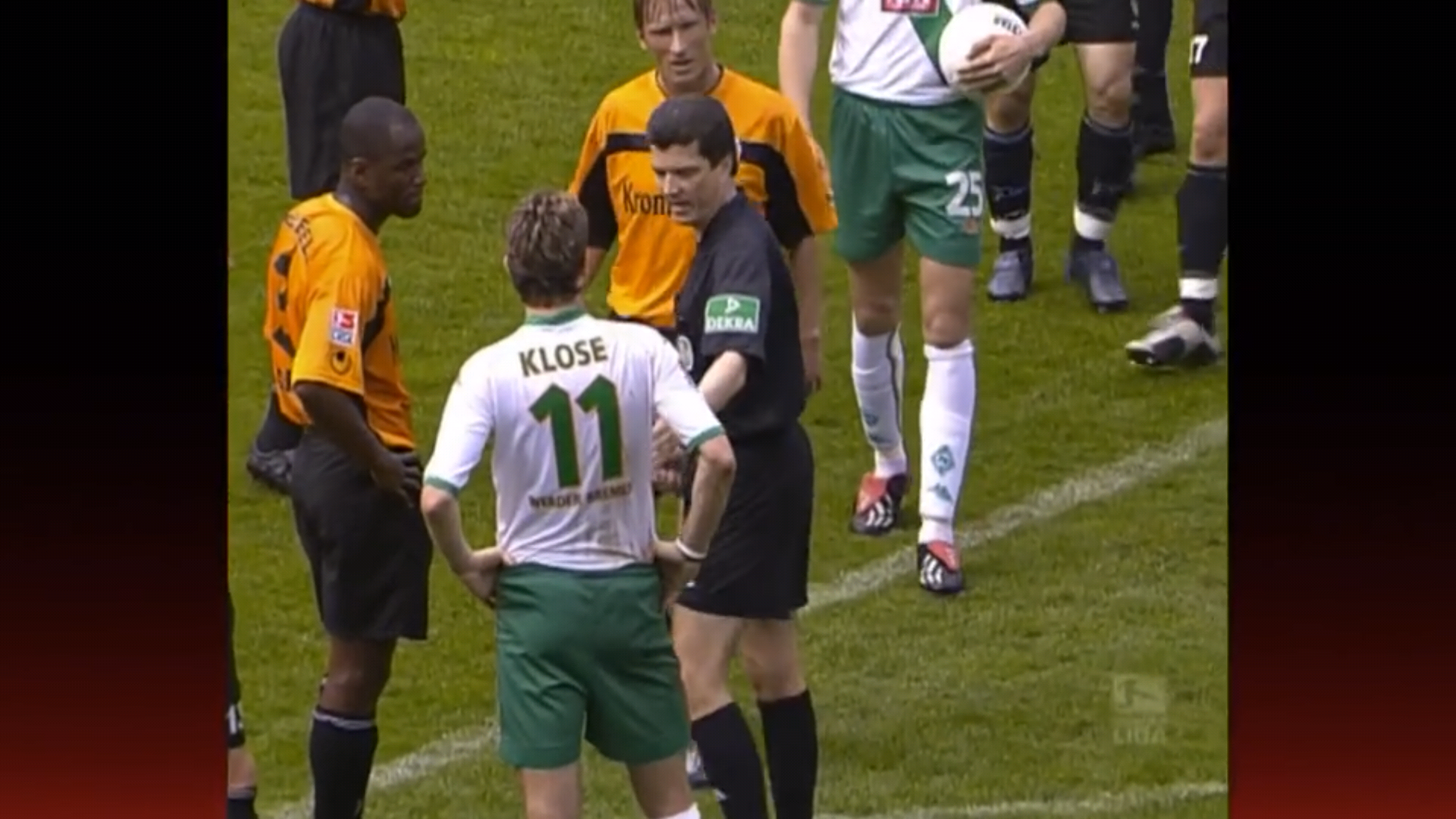 克洛泽拒绝误判点球,福勒放弃射门