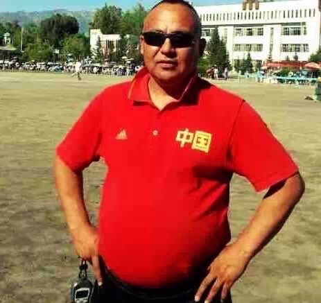 【新疆最伟大的哈萨克足球教练阿扎提·哈汗】