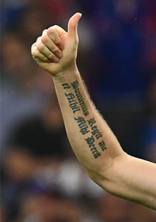 懂球小测试 这些纹身 都是哪名欧洲杯参赛球员的