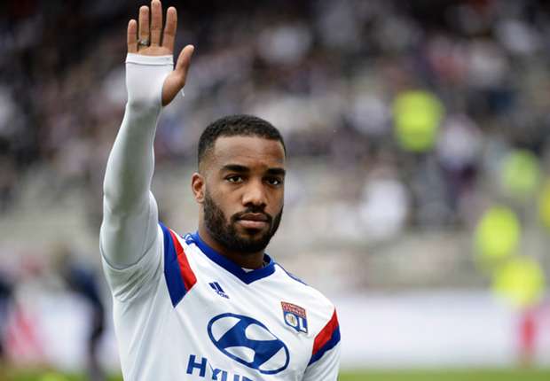 拉卡泽特很难拒绝巴萨或皇马