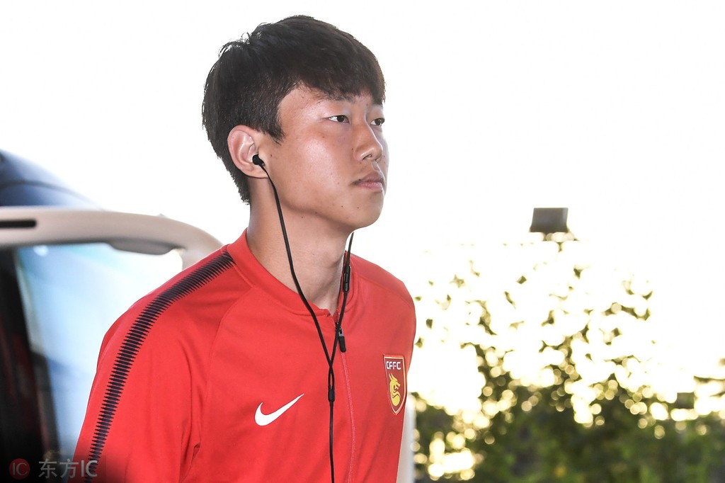 华夏幸福官方:高准翼转会加盟广州恒大淘宝