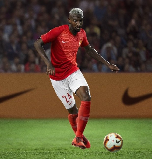 官方:耐克发布新赛季上港、恒大、国安、申花