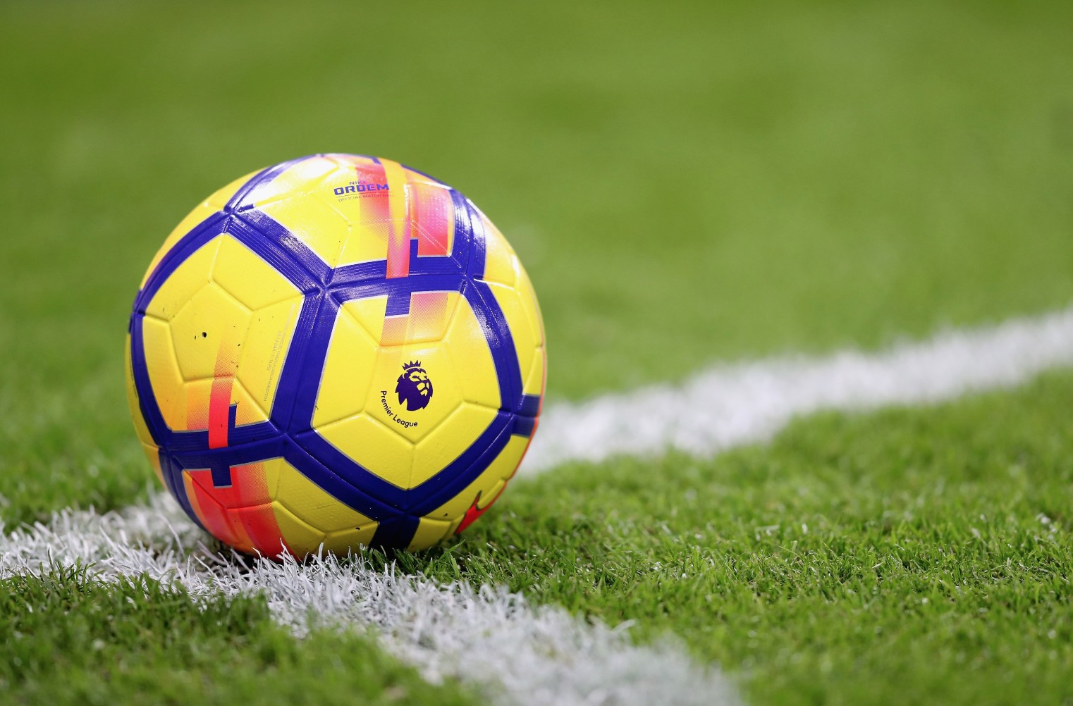 官方:下赛季英超联赛将在19年8月10日揭幕