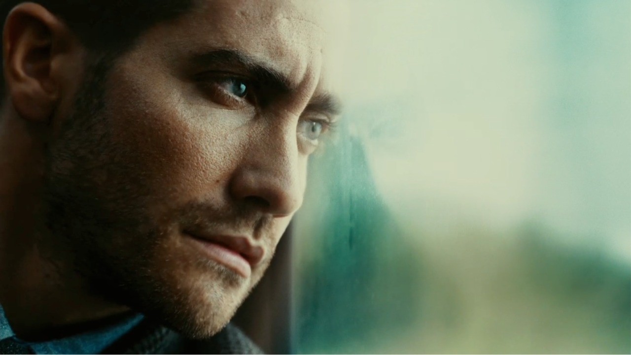 平行世界的电影烧脑 ChNLklyOAm-AB8FJAAGKaz4whsA296.jpg