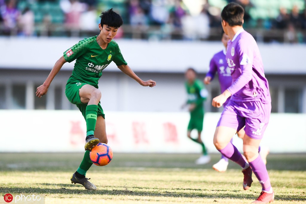 国安1-0黑龙江足协杯晋级,王子铭造点,巴坎布点射建功