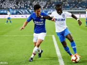 泰达1-1送申花五轮不胜，莫雷诺破门，谢维军绝杀球被吹