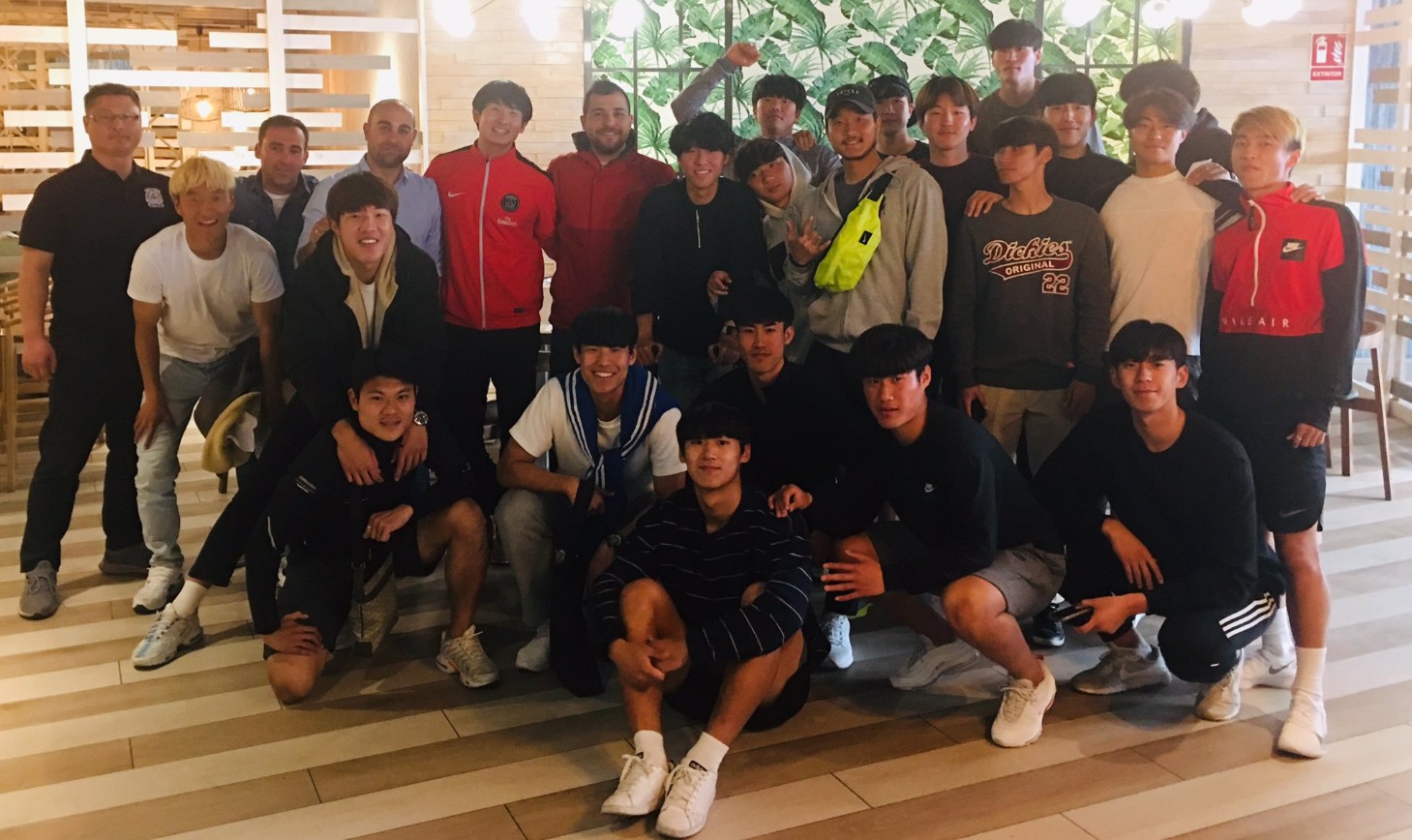 韩国留学生组队参加西班牙联赛30战1负,下赛季