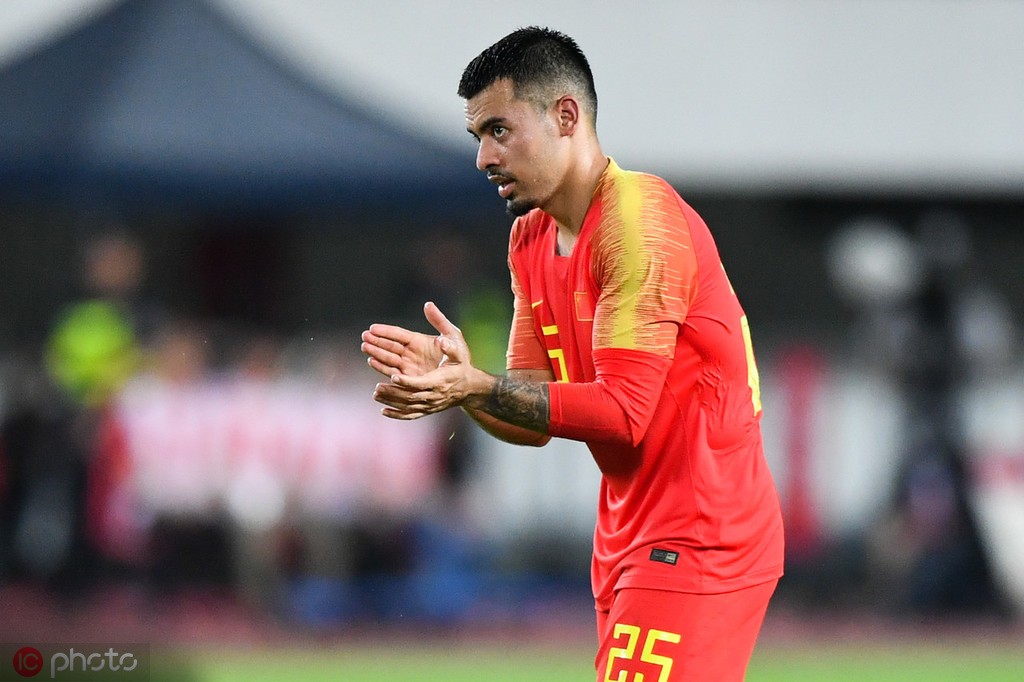 记者谈落选国脚李可刚隔离完张琳芃还在恢复郭田雨有伤