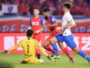 重庆1-0泰达暂时升至第四，费尔南迪尼奥连过四人破门