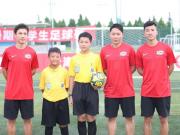 榜样的力量，王燊超等上港队员出席中学生足球比赛颁奖仪式