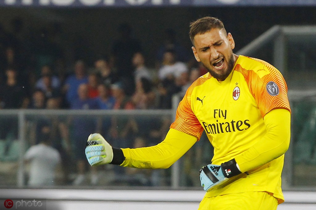 ac米兰的主力门将多纳鲁马在接受采访时展望了本周末的米兰德比,他