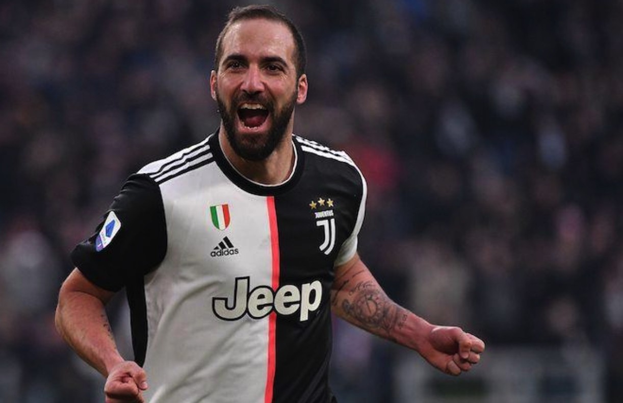 伊瓜因谈18年租借加盟米兰我没要求离开是尤文赶我走的