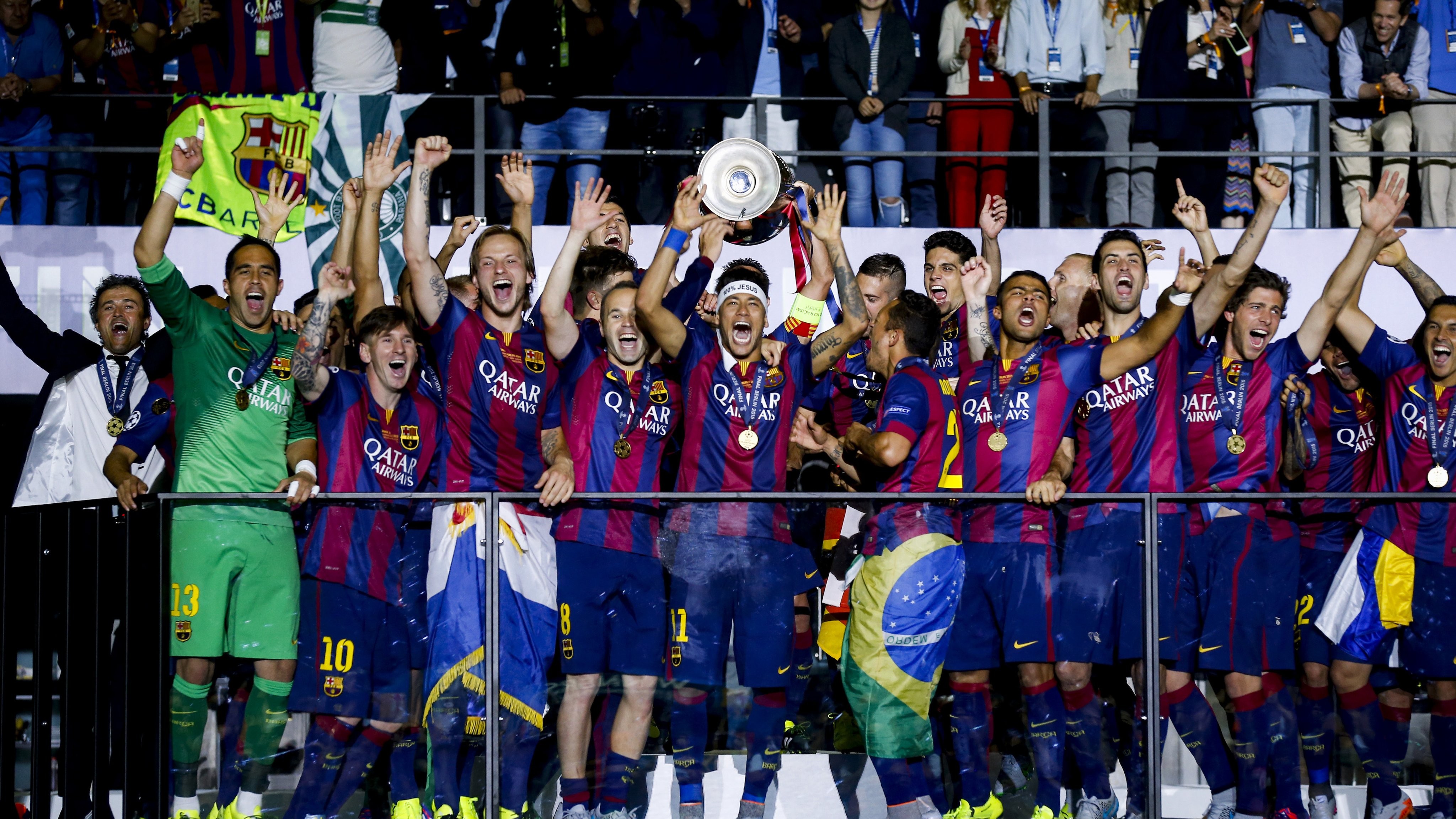 2015年柏林夺欧冠五周年巴萨官方社媒发图纪念