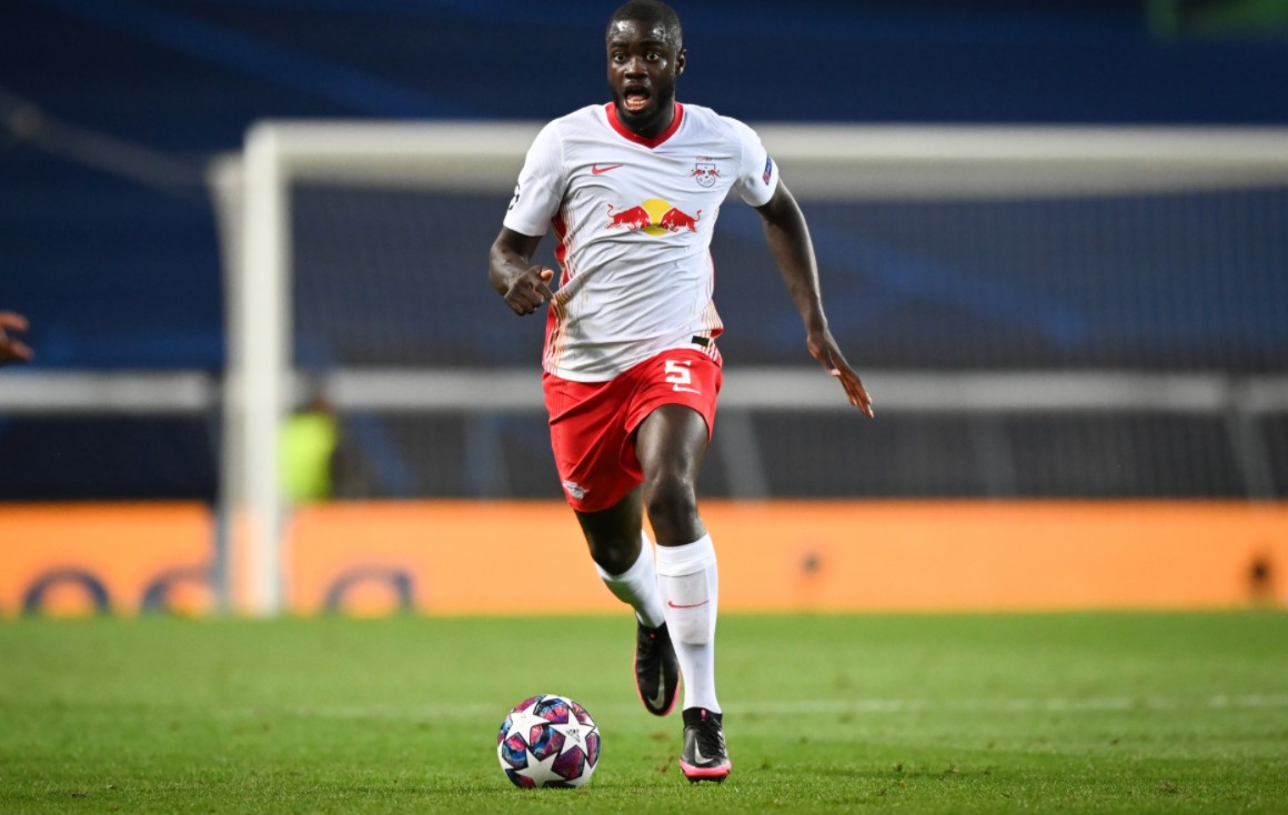 攻防俱佳于帕梅卡诺过人和命中门框内射门次数也是最高