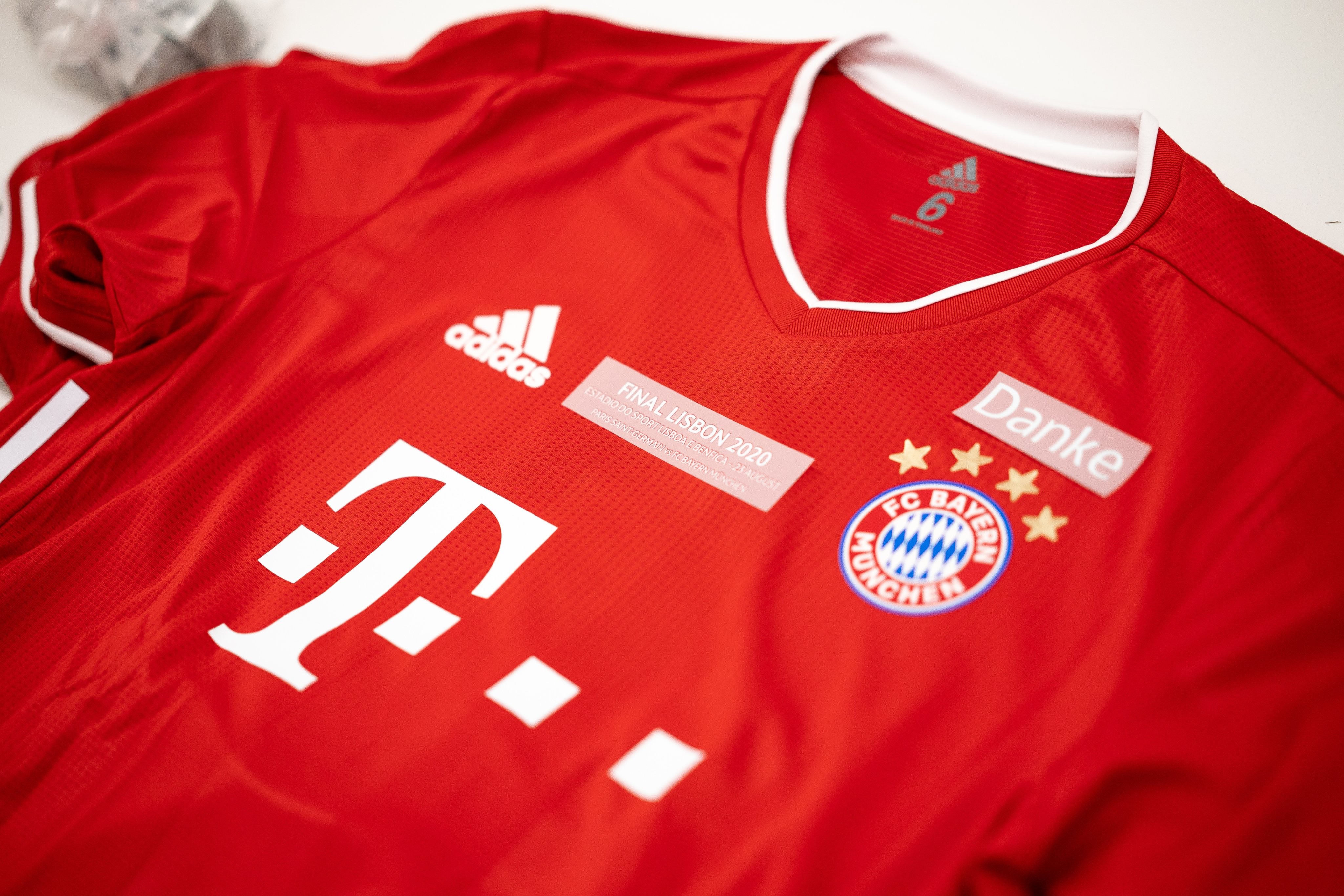 大战在即,拜仁欧冠决赛特制球衣新鲜出炉