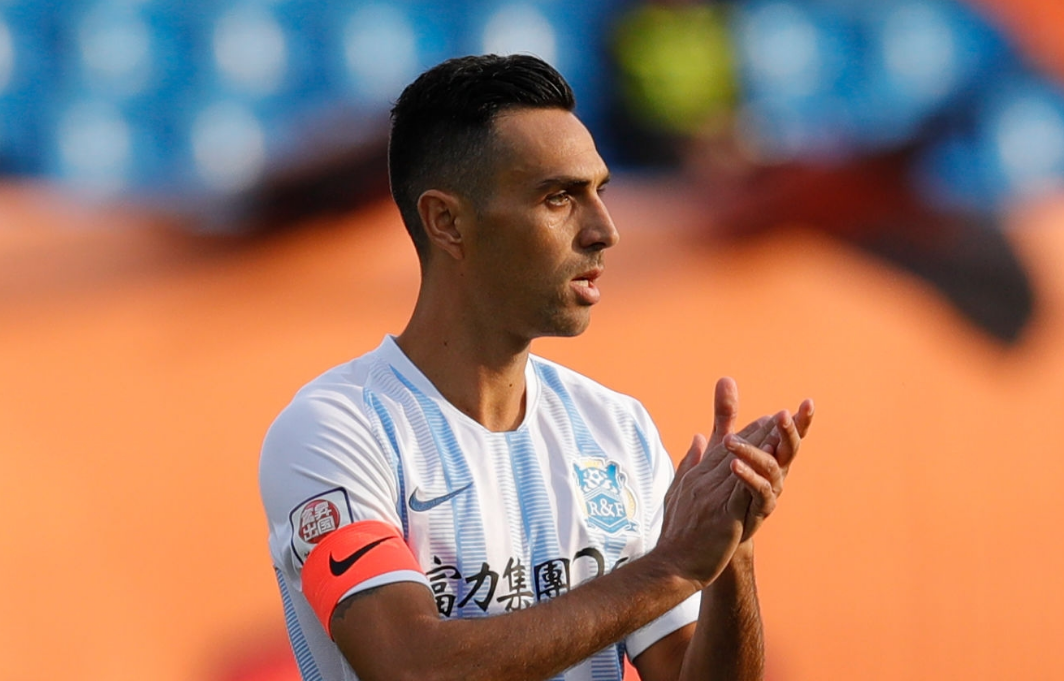 扎哈维账单4年狂烧3亿每个进球价值三百万日均二十万