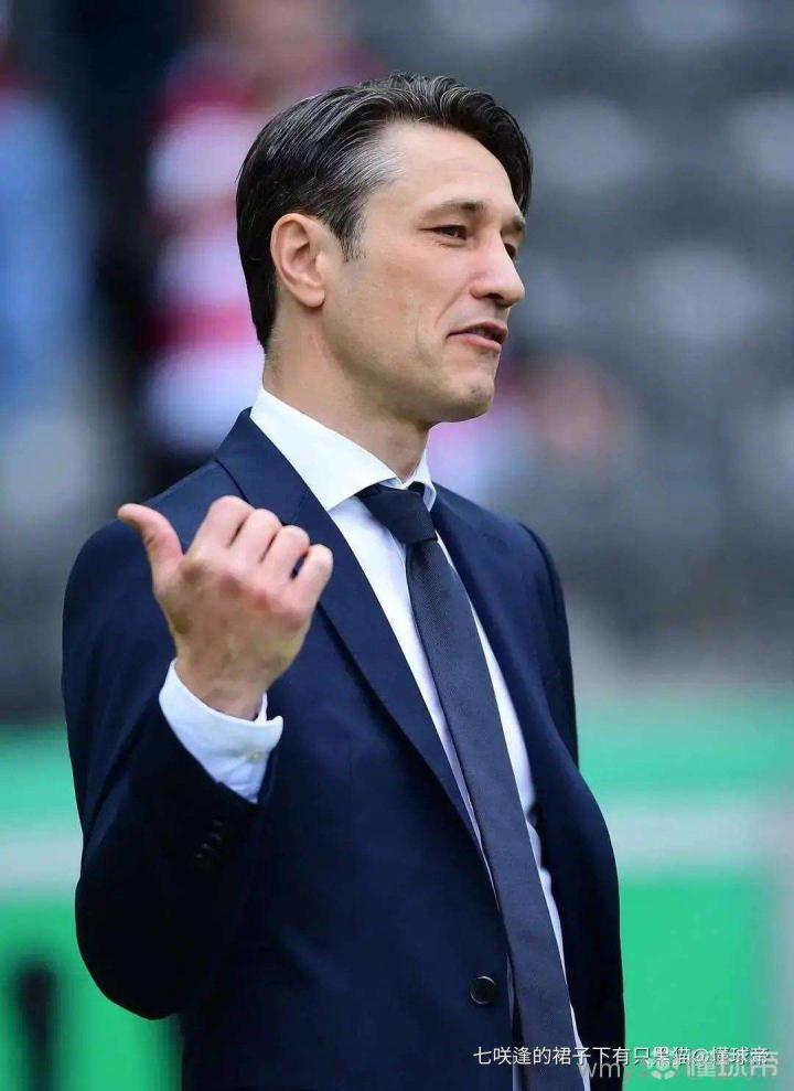 虽然科学家当拜仁教练不太行,但他的魅力让我记住了.