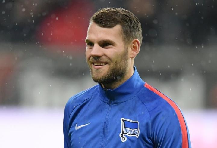 勒文与奥格斯堡的租借合同原本在明年夏天到期,而在将阿内-迈尔租借给