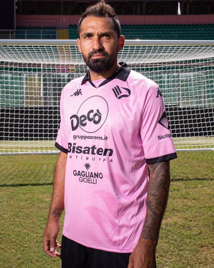 kappa发布巴勒莫202021赛季主客场球衣