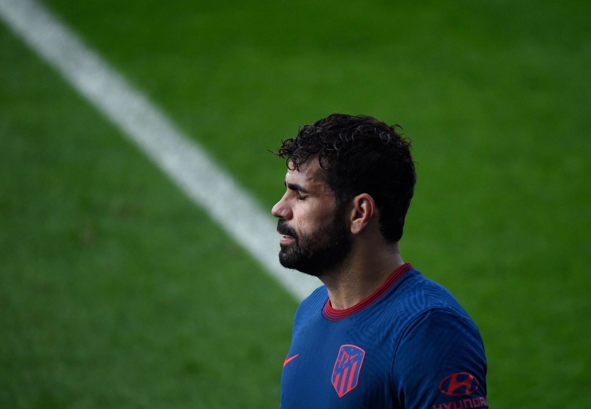 马竞官方迭戈科斯塔左腿肌肉拉伤复出时间待进一步确认