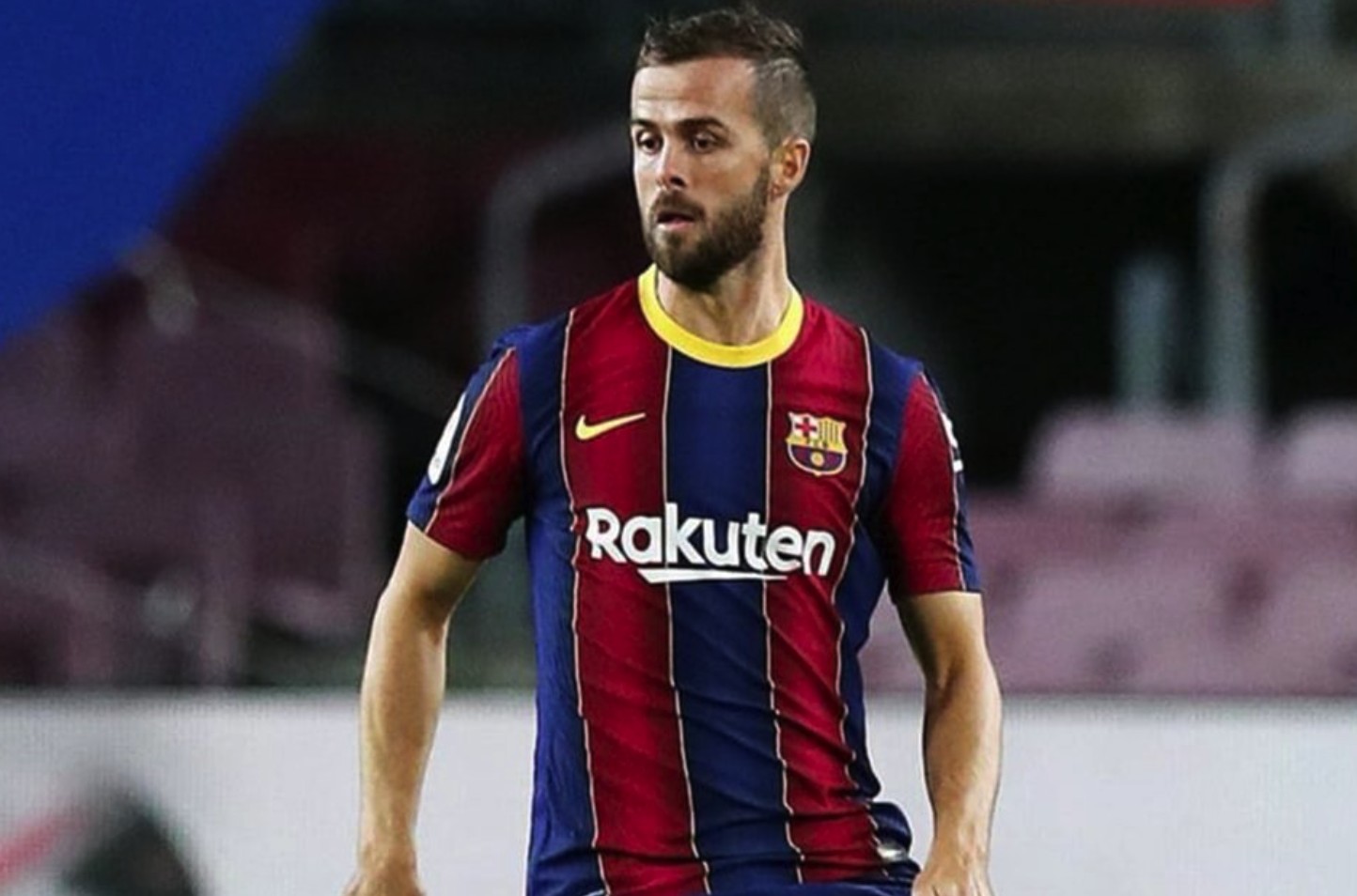 世体皮亚尼奇已经做好准备可能在欧冠中首次代表巴萨首发