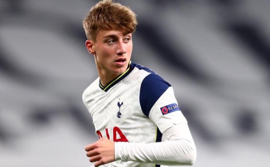 完成热刺一线队首秀,克拉克:我很开心,接下来还得继续努力_pp视频体育