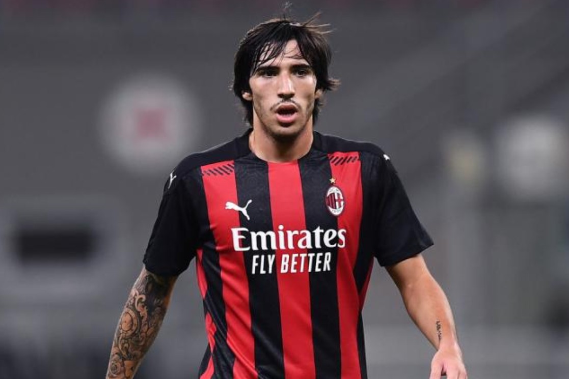 塔奇纳迪托纳利恐怕不会成为伟大的球员他应该更有个性