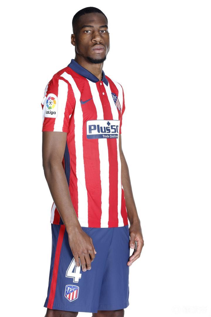 马竞官方新援孔多比亚将身披球队4号球衣