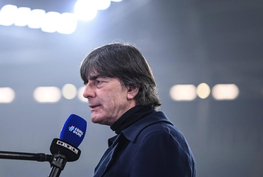 打破沉默德国队主帅勒夫周一召开新闻发布会