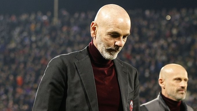 皮奥利在日前被确诊感染新冠病毒,他将无缘现在指挥周末与那不勒斯的