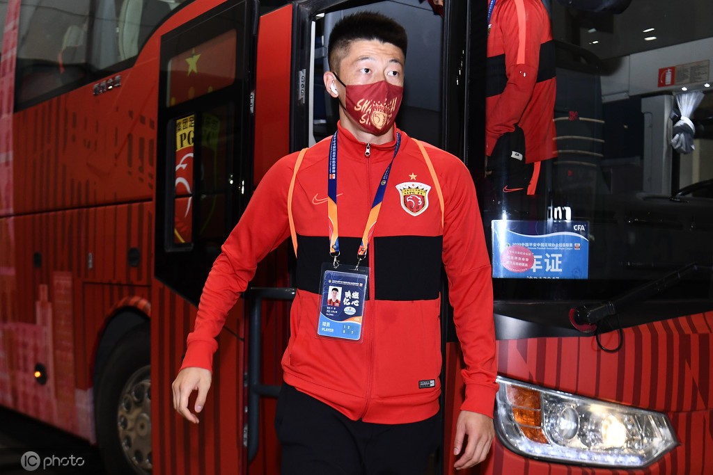 于睿赛前专门研究全北中锋的录像会尽快适应三中卫的要求