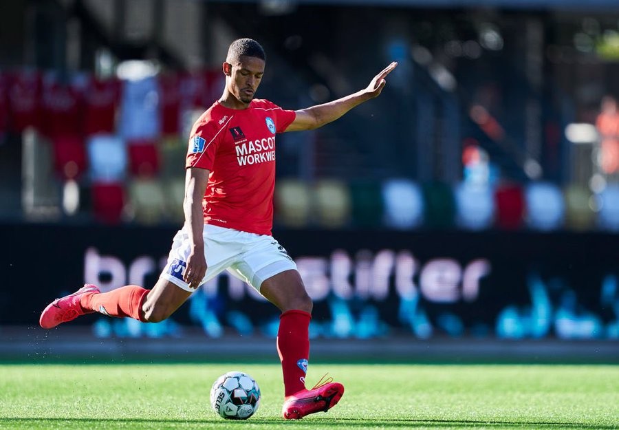丹麦U21国脚将加盟西汉姆联，他在等候劳工证