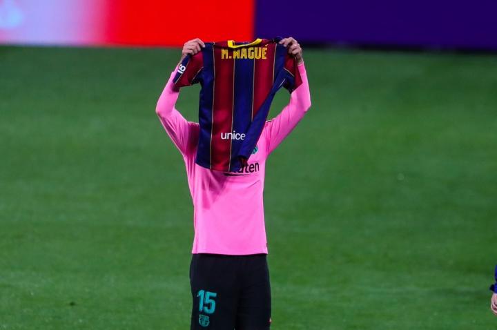 普约尔发文祝贺朗格莱进球,朗格莱还在破门后举球衣祝福瓦格