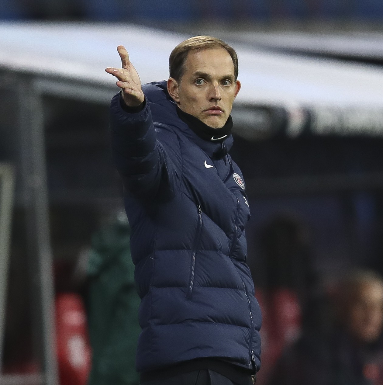 rmc图赫尔不知自己会被解雇周三晚上还想着给球员讲战术