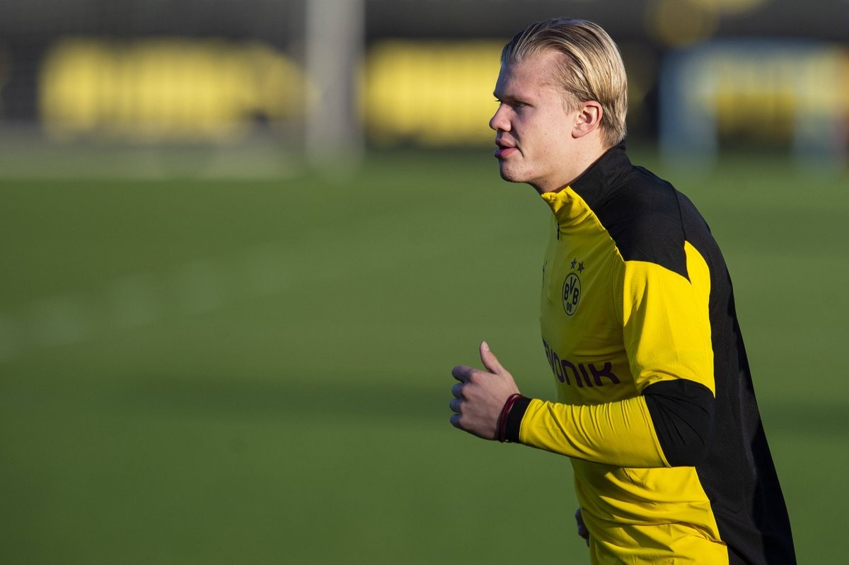 佐尔克哈兰德可以在对阵狼堡的比赛中复出