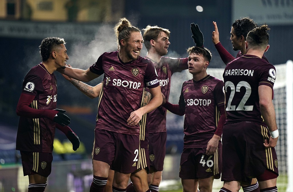 太阳报利兹联成为英超首支将球队设施用于疫苗接种的俱乐部