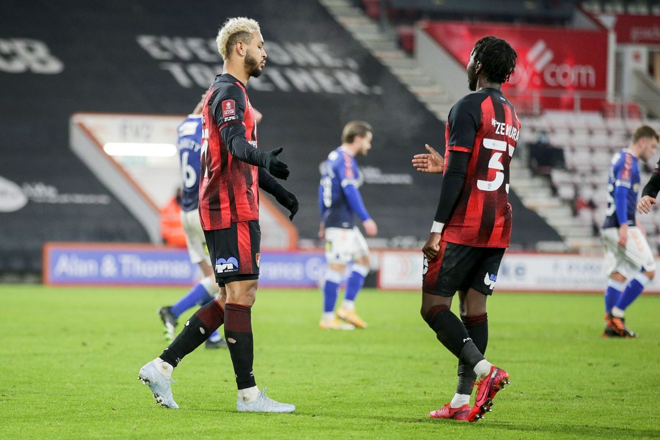 英媒:西汉姆联退出了约书亚-金争夺战_pp视频体育频道