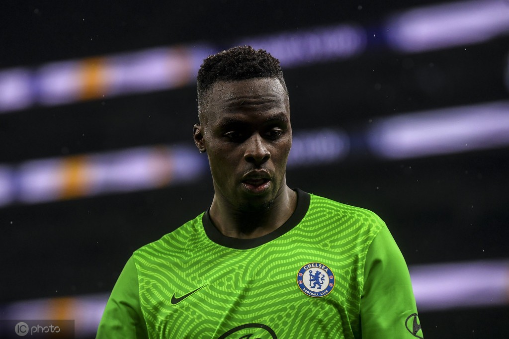 门迪18场英超就为切尔西10次零封所用场次队史仅次于切赫