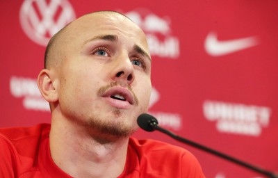 安赫利尼奥:瓜迪奥拉摧毁了我和我的自信心_pp视频体育频道