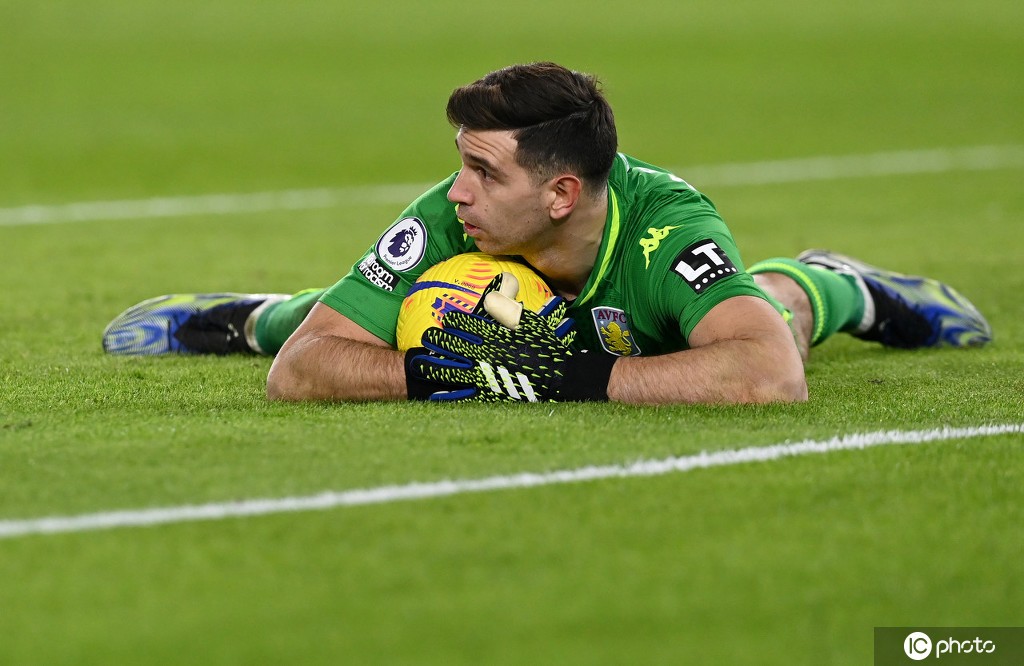 维拉门将马丁内斯阿森纳不信任我没有像现在这般热爱足球