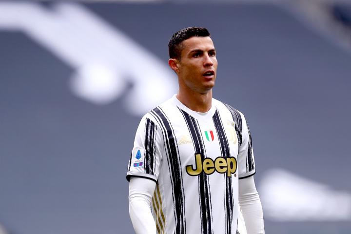 尤文旧将马西莫-毛罗(massimo mauro)在接受媒体采访时表示,c罗只看重