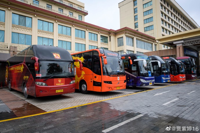 這邊將開賽那邊空遺憾,江蘇隊大巴車正尋求轉讓_pp視頻體育頻道